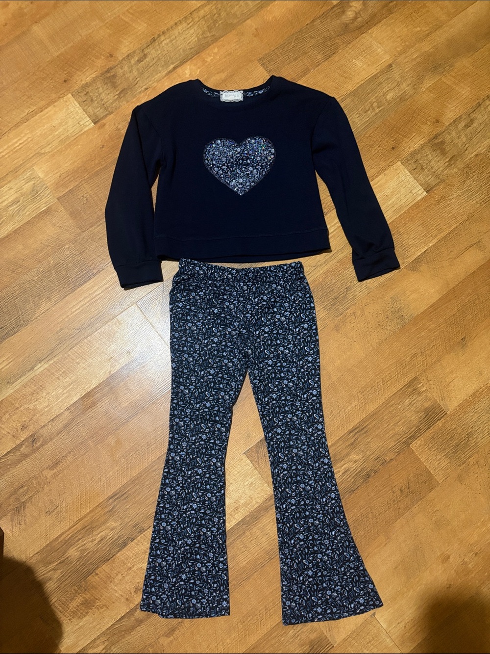 btween Navy Heart Top and Floral Pants Pajama Set